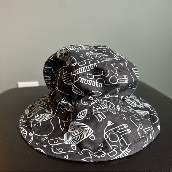 3 for $20 🐣 Puffin Gear Black & White Animal Print UPF 50 Bucket Style Sun Hat - Picture 5 of 12